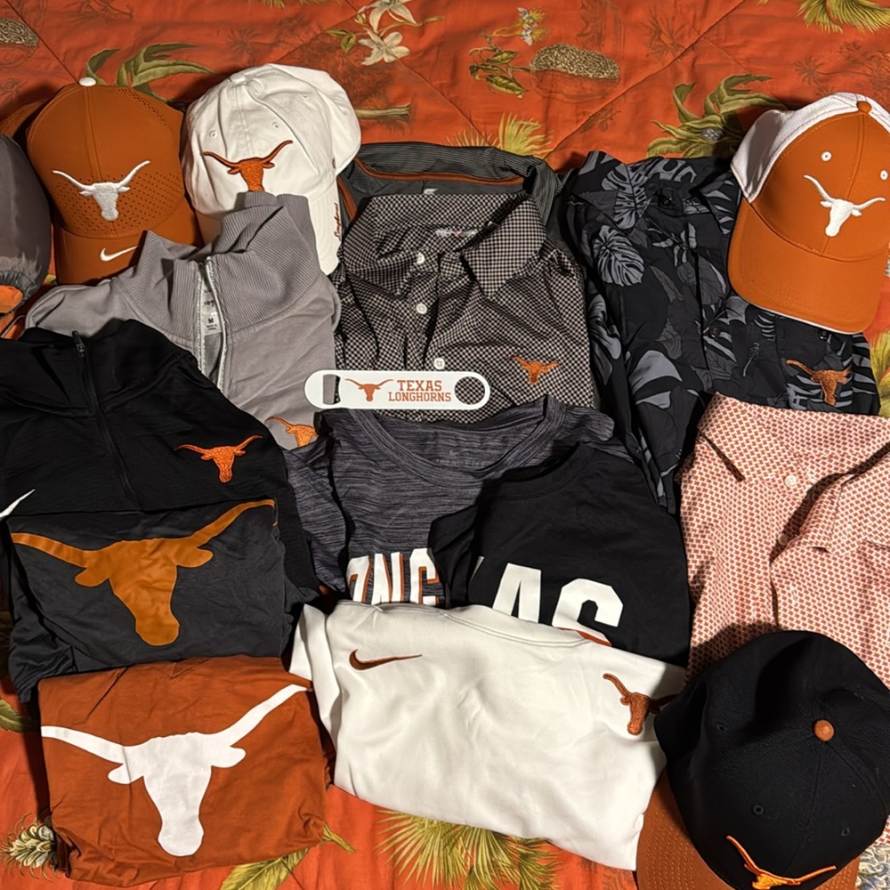University of Texas Parents’ Apparel Starter Kit